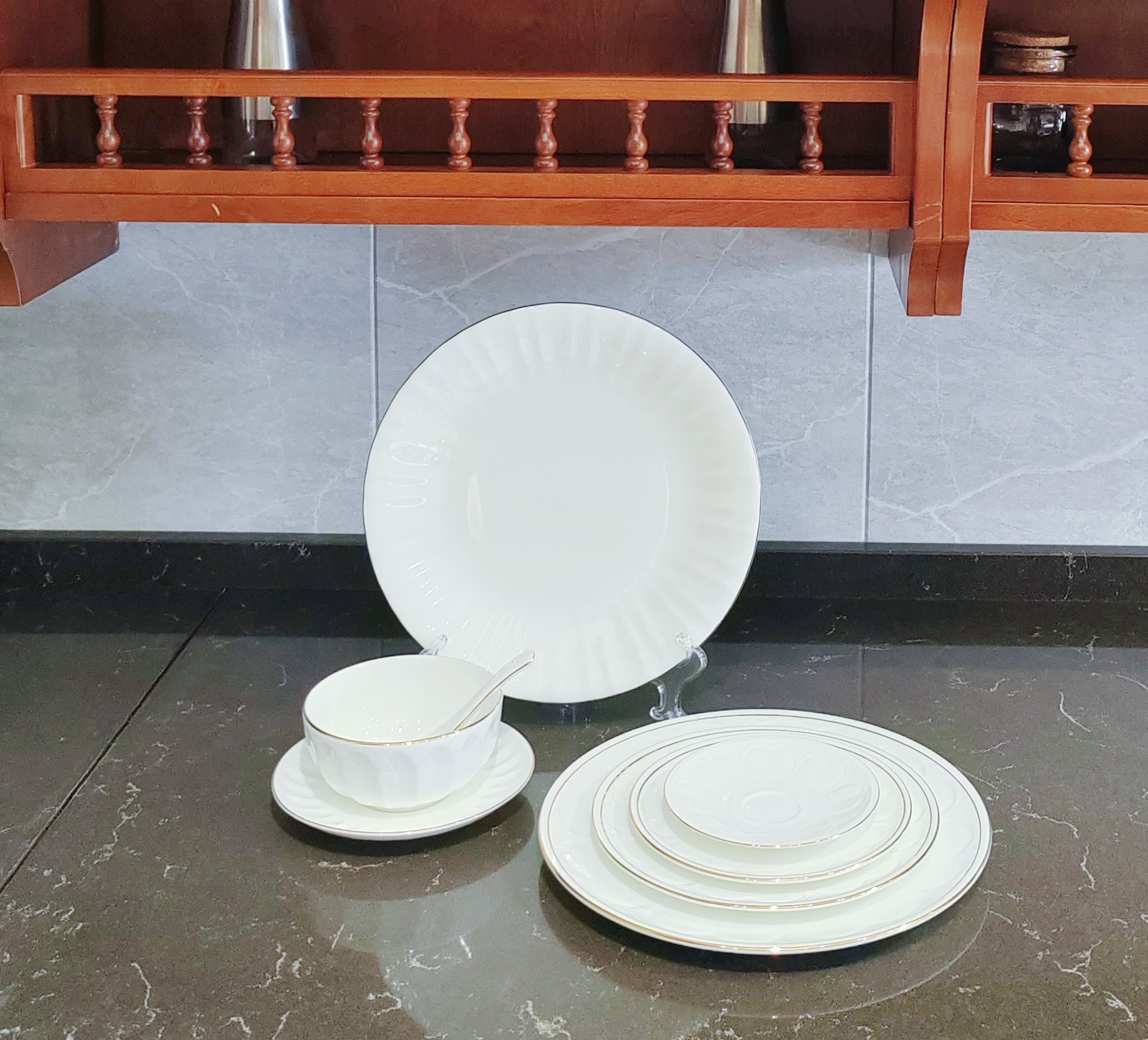 Moonlight White Gold Trim Dinnerware Set